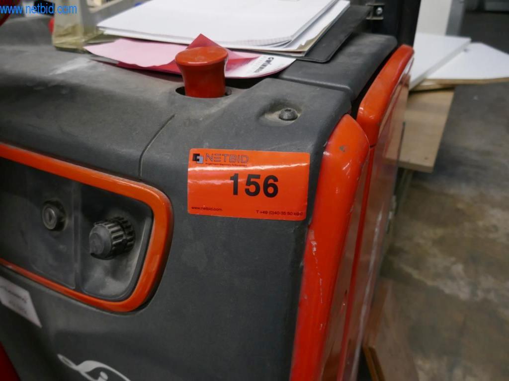 Máquinas para a produção de mobiliário para salas de estar-2