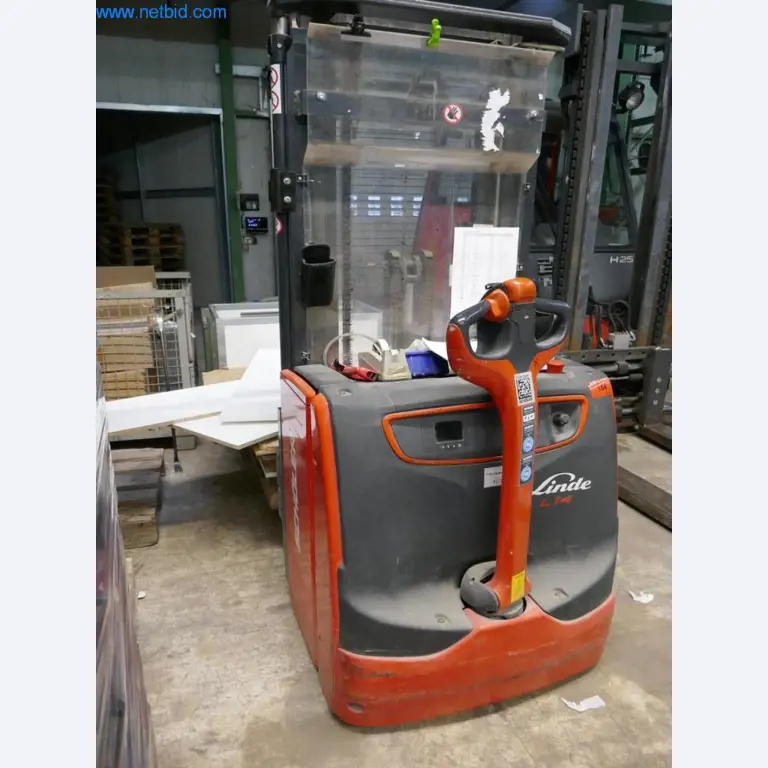 Máquinas para a produção de mobiliário para salas de estar-6