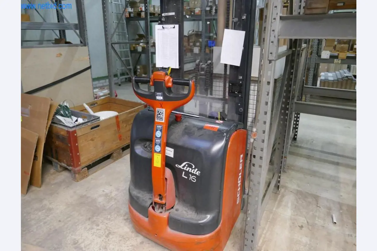 Máquinas para a produção de mobiliário para salas de estar-6