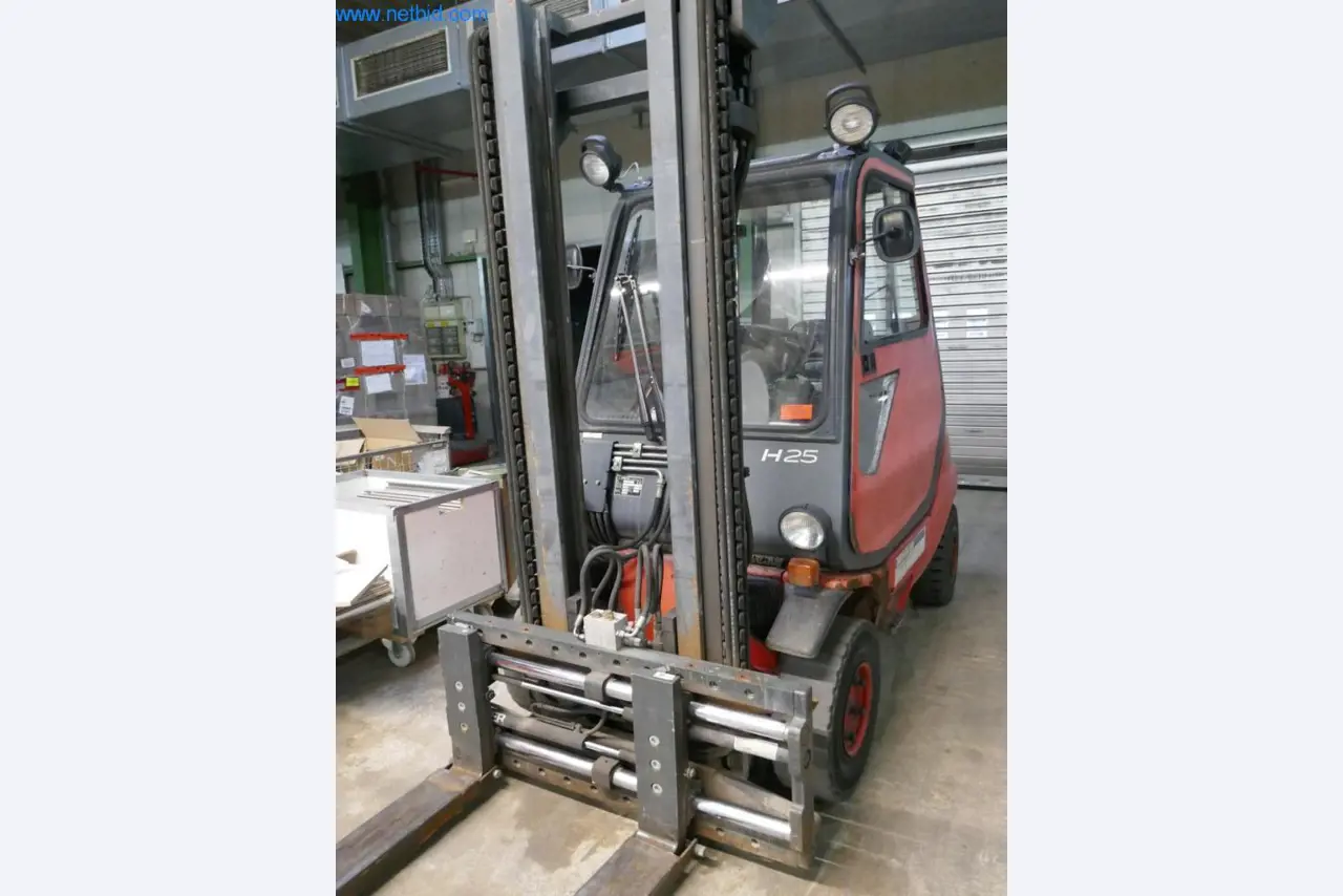 Máquinas para a produção de mobiliário para salas de estar-3