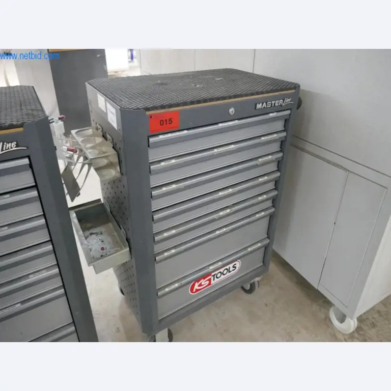 Maschinen zur Herstellung von Wohnraummöbeln-1