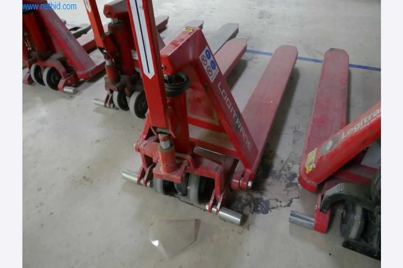 Machines voor de productie van woonkamermeubels-1