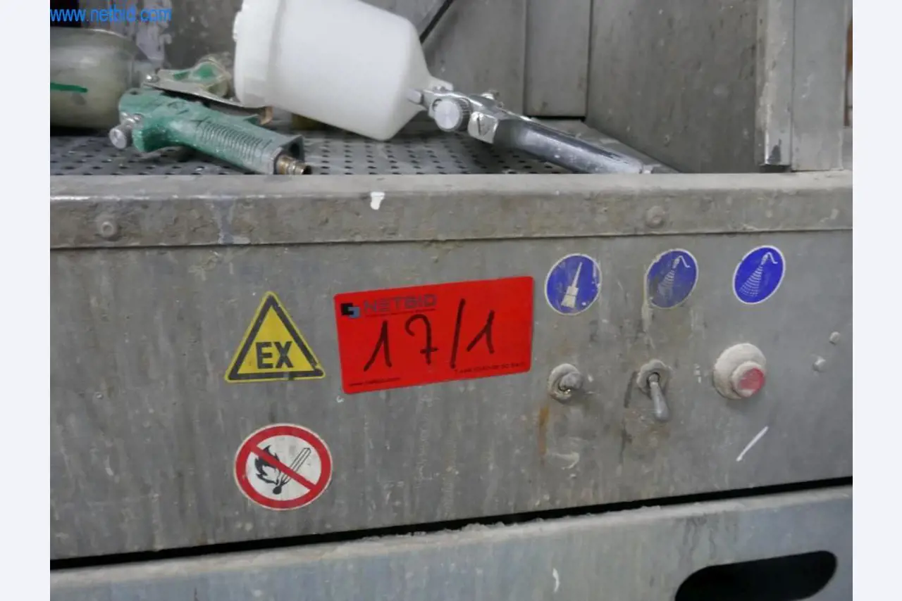 Maschinen zur Herstellung von Wohnraummöbeln-1