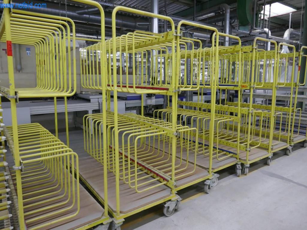 Máquinas para a produção de mobiliário para salas de estar-2