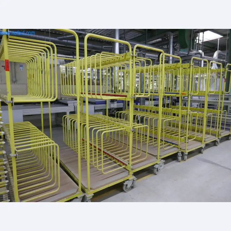 Máquinas para a produção de mobiliário para salas de estar-2