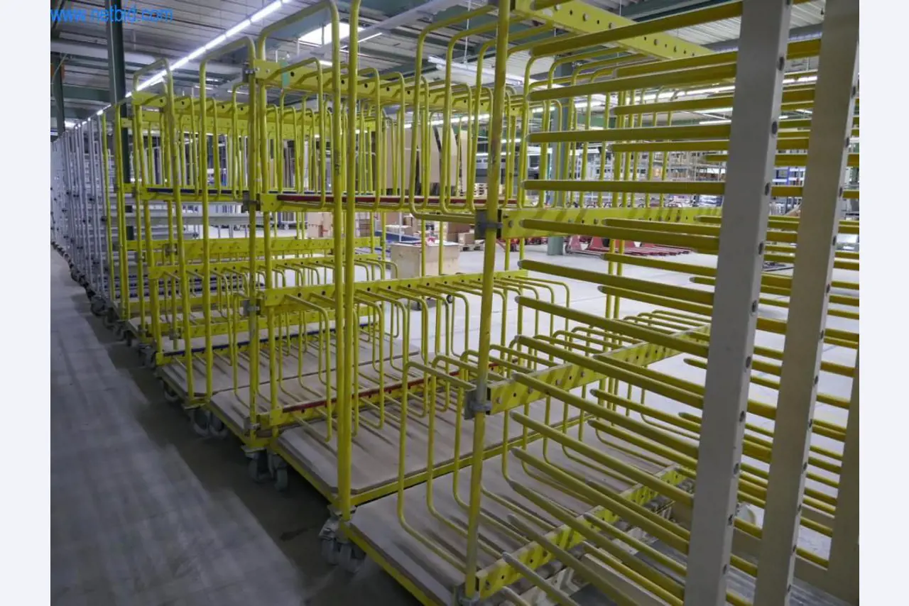 Máquinas para a produção de mobiliário para salas de estar-3