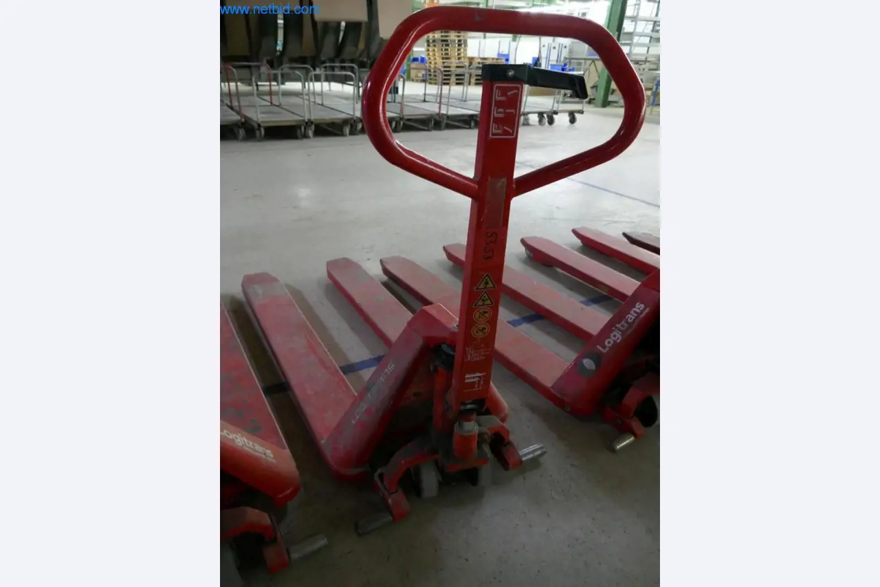 Machines voor de productie van woonkamermeubels-1