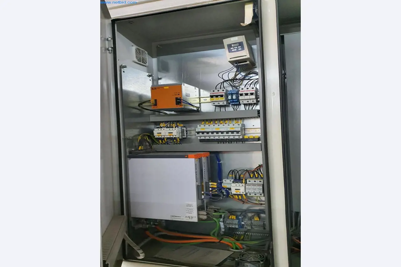 Máquinas para a produção de mobiliário para salas de estar-8