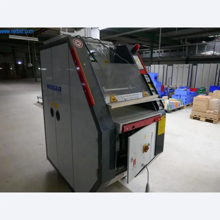 Máquinas para a produção de mobiliário para salas de estar-3