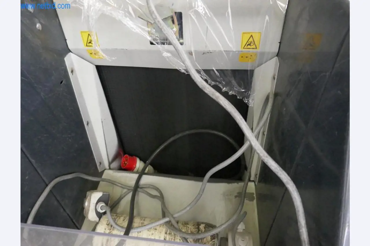 Máquinas para a produção de mobiliário para salas de estar-7