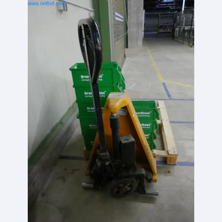 Maschinen zur Herstellung von Wohnraummöbeln-4