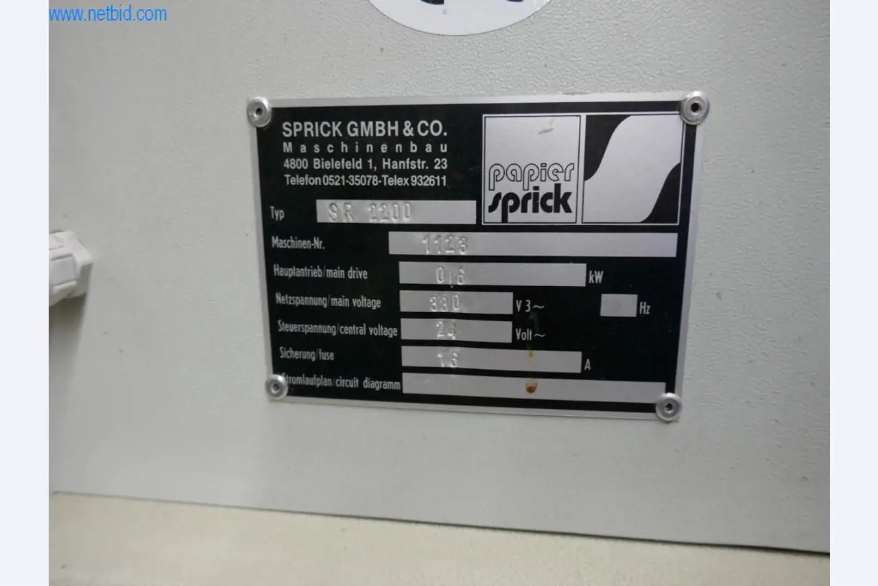 Máquinas para a produção de mobiliário para salas de estar-2