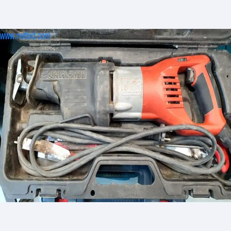 Maschinen zur Herstellung von Wohnraummöbeln-1