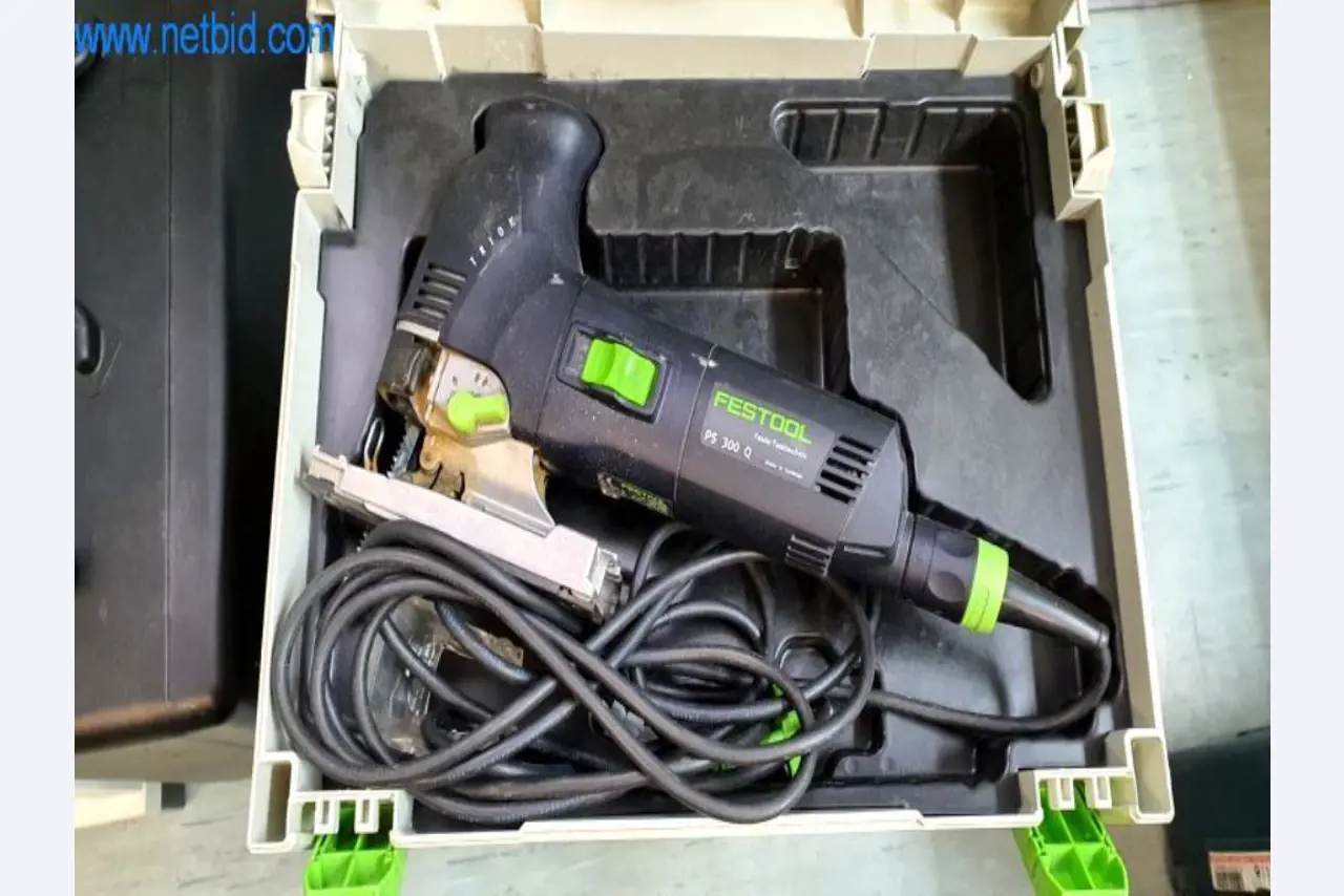 Maschinen zur Herstellung von Wohnraummöbeln-1