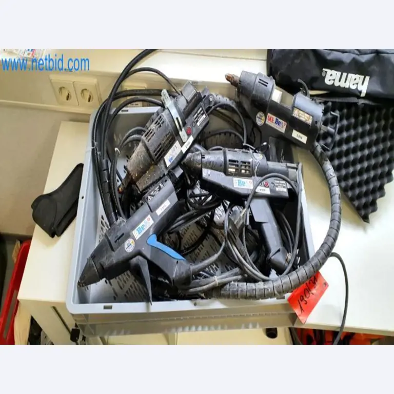 Stroje na výrobu obývacího nábytku-1