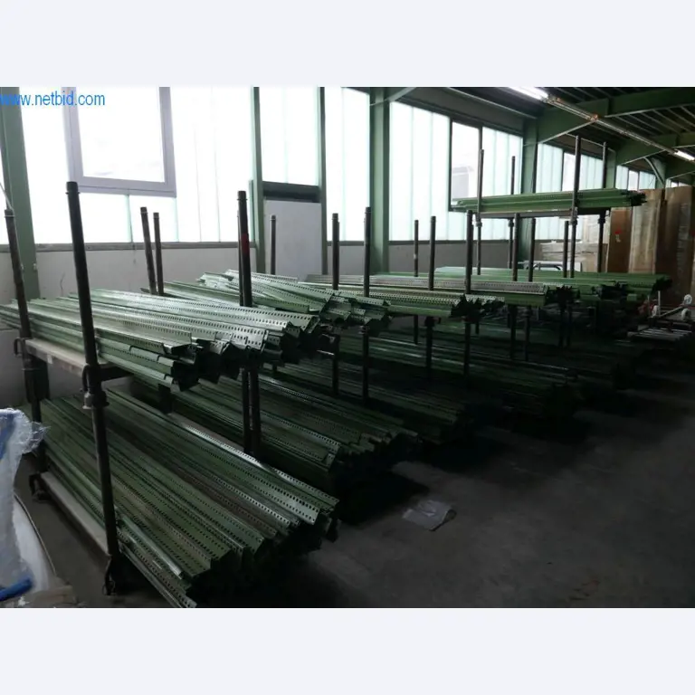 Máquinas para a produção de mobiliário para salas de estar-15