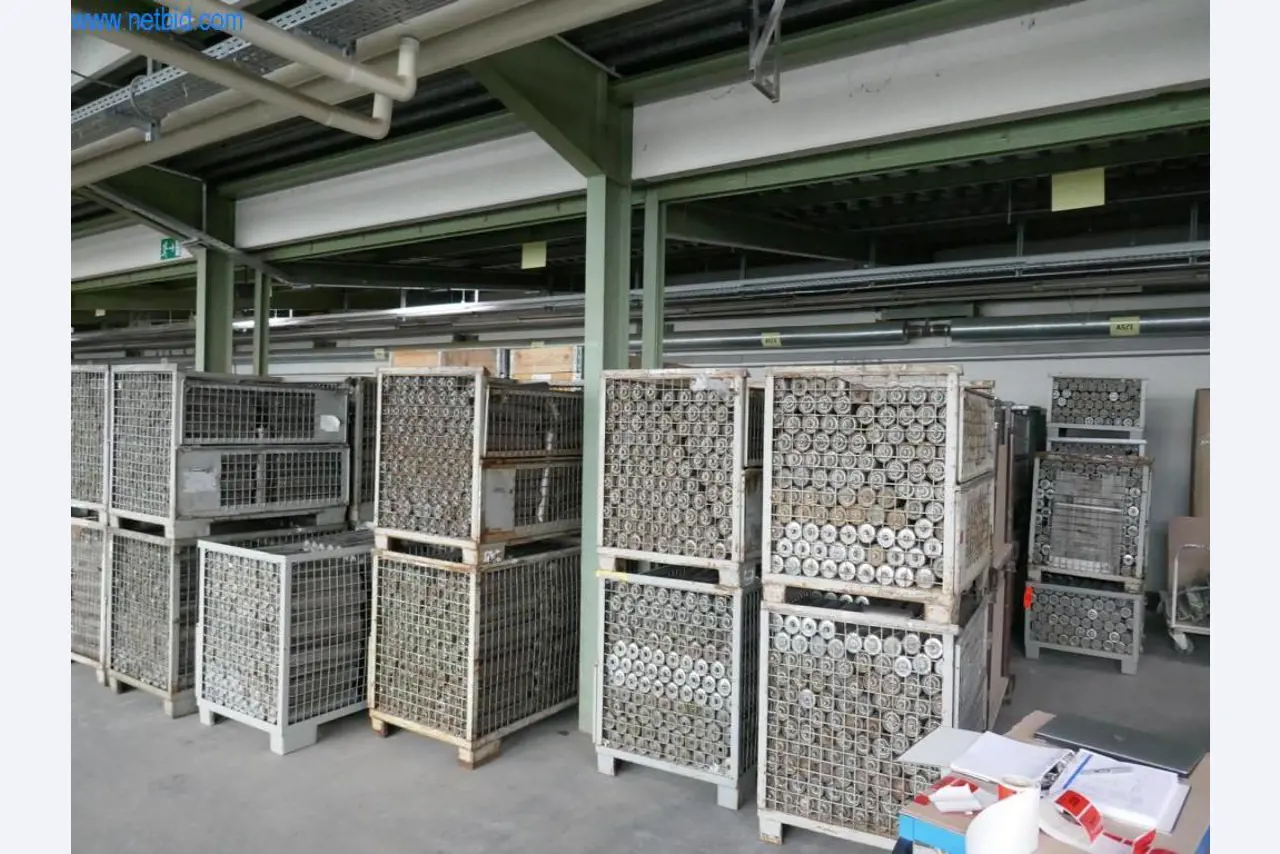 Máquinas para a produção de mobiliário para salas de estar-18