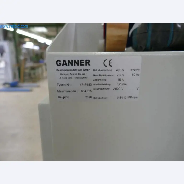 Máquinas para a produção de mobiliário para salas de estar-2