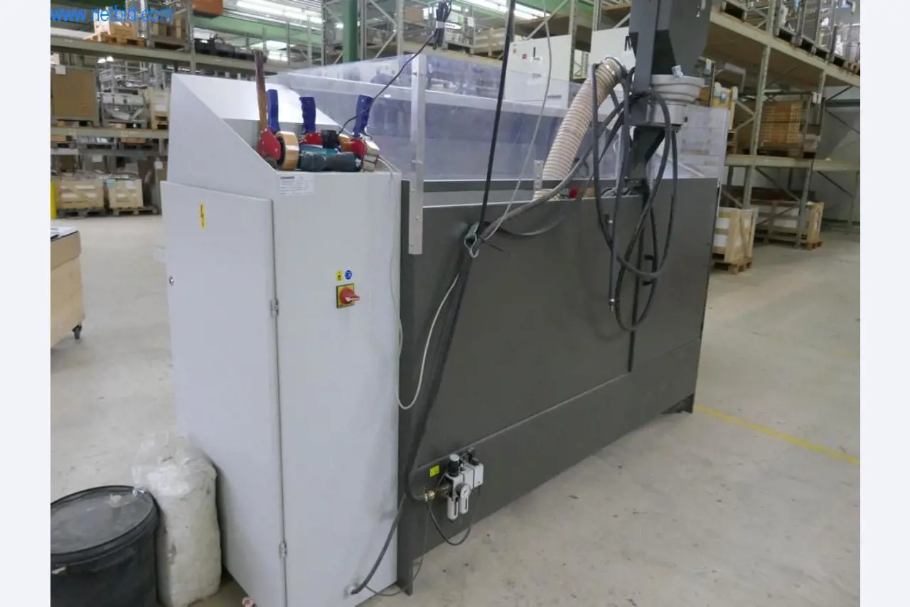 Máquinas para a produção de mobiliário para salas de estar-3