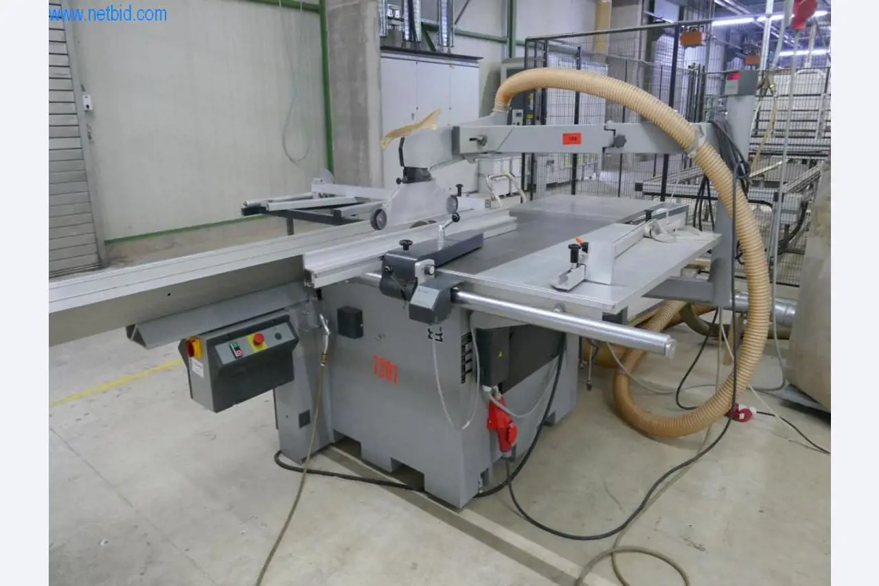 Machines voor de productie van woonkamermeubels-1