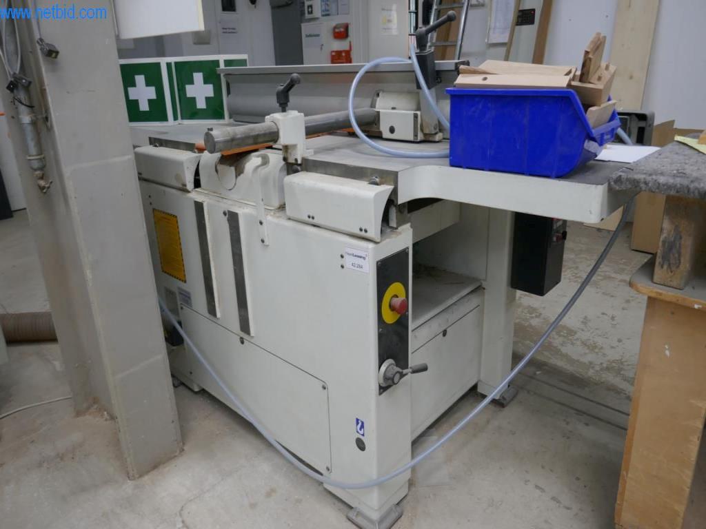 Stroje na výrobu obývacího nábytku-4