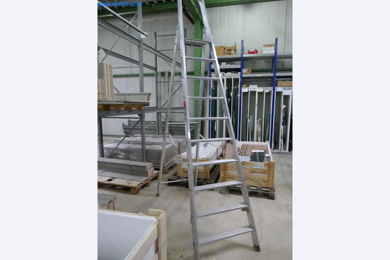 Máquinas para a produção de mobiliário para salas de estar-2