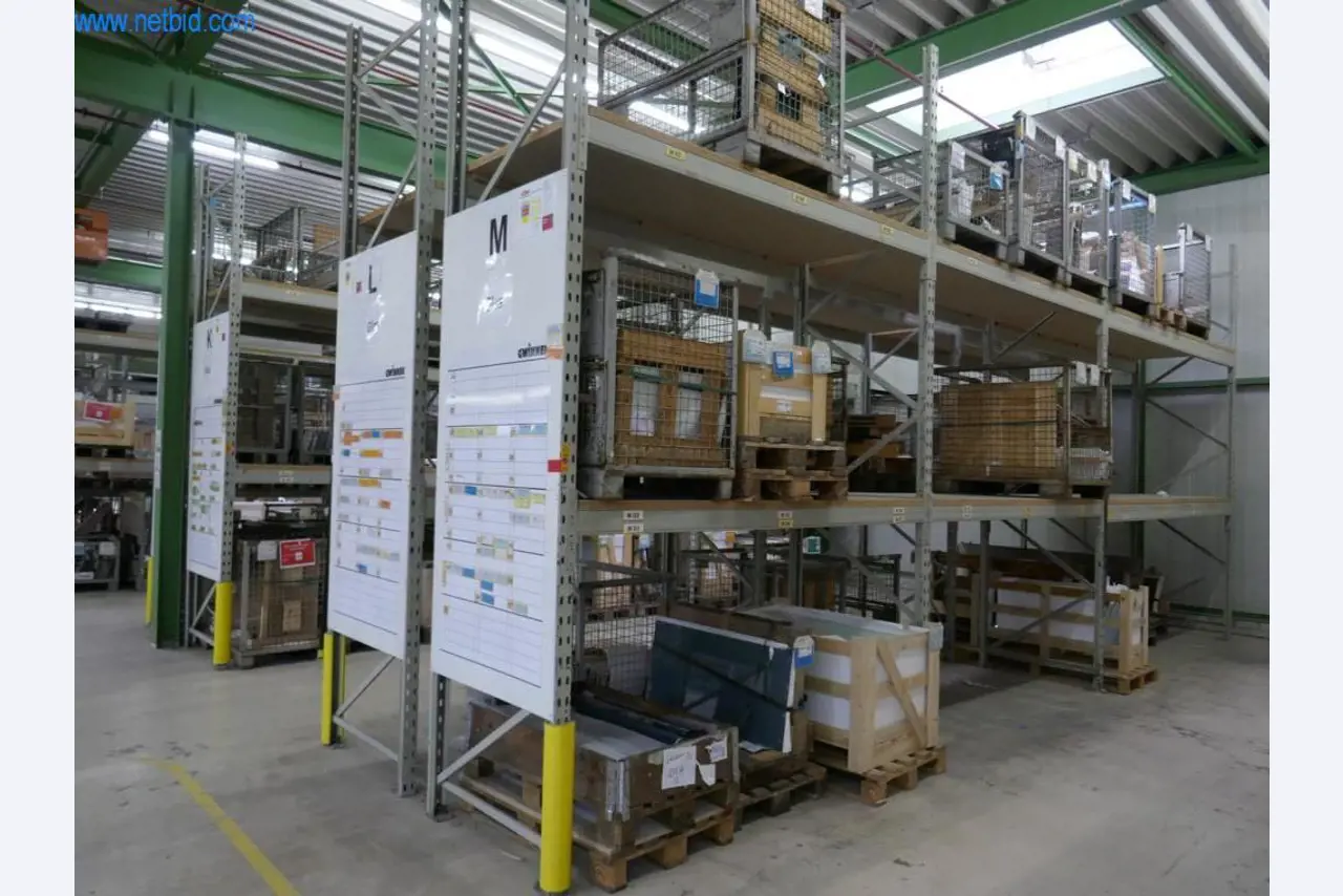 Máquinas para a produção de mobiliário para salas de estar-3