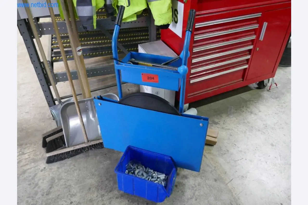 Maschinen zur Herstellung von Wohnraummöbeln-1