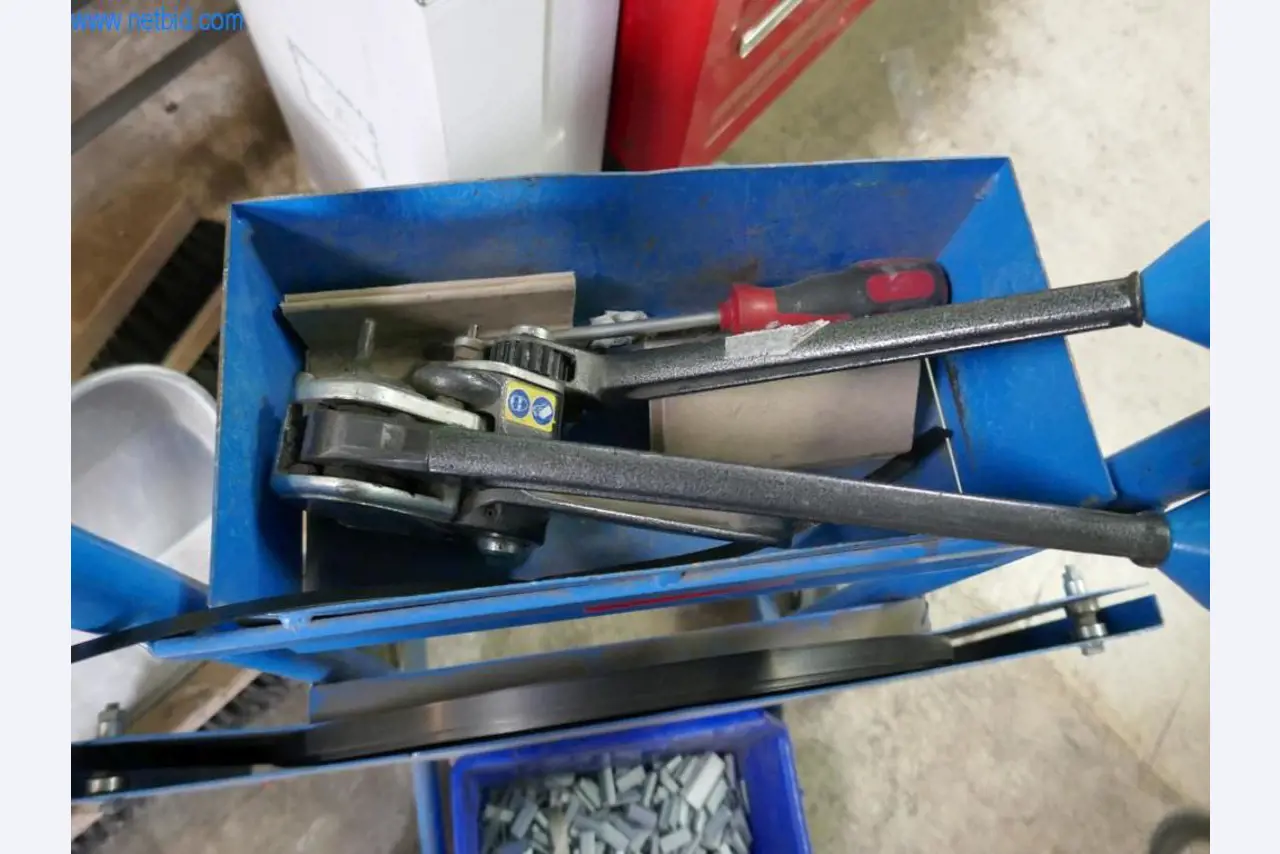 Maschinen zur Herstellung von Wohnraummöbeln-2