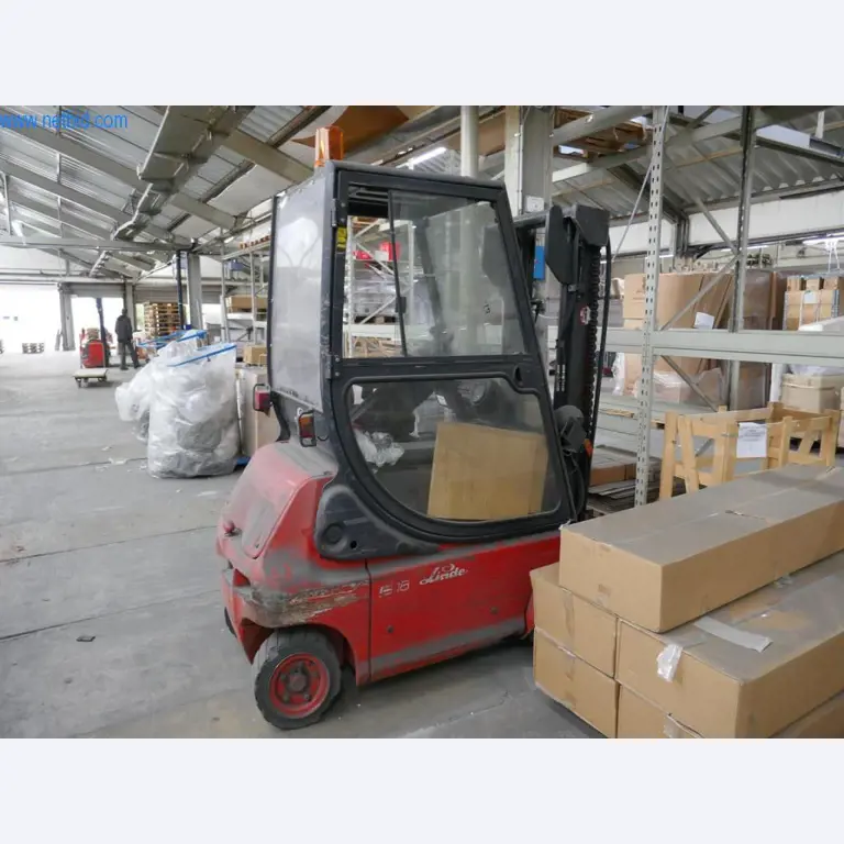 Máquinas para a produção de mobiliário para salas de estar-2