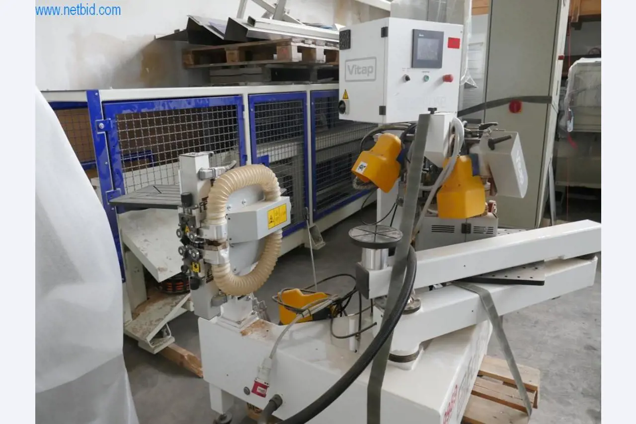 Máquinas para a produção de mobiliário para salas de estar-8