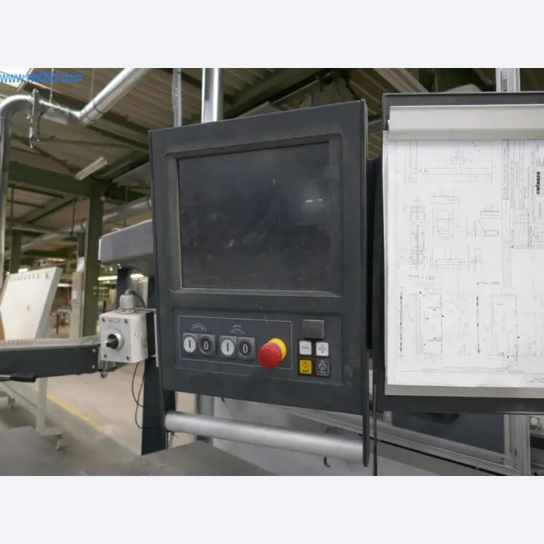 Stroje na výrobu obývacího nábytku-7