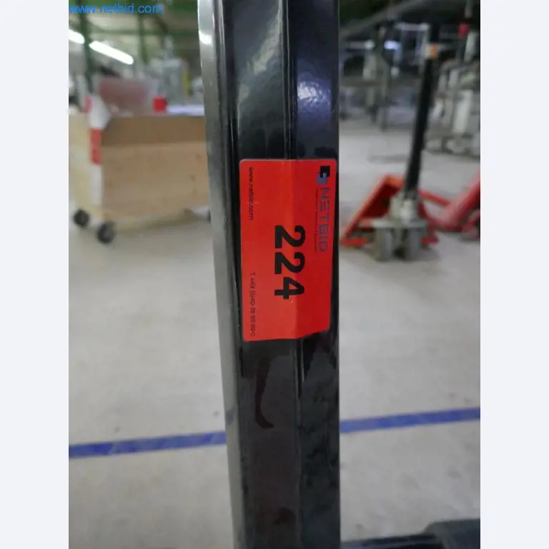 Máquinas para a produção de mobiliário para salas de estar-2