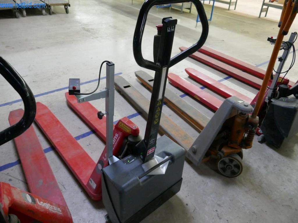 Máquinas para a produção de mobiliário para salas de estar-3