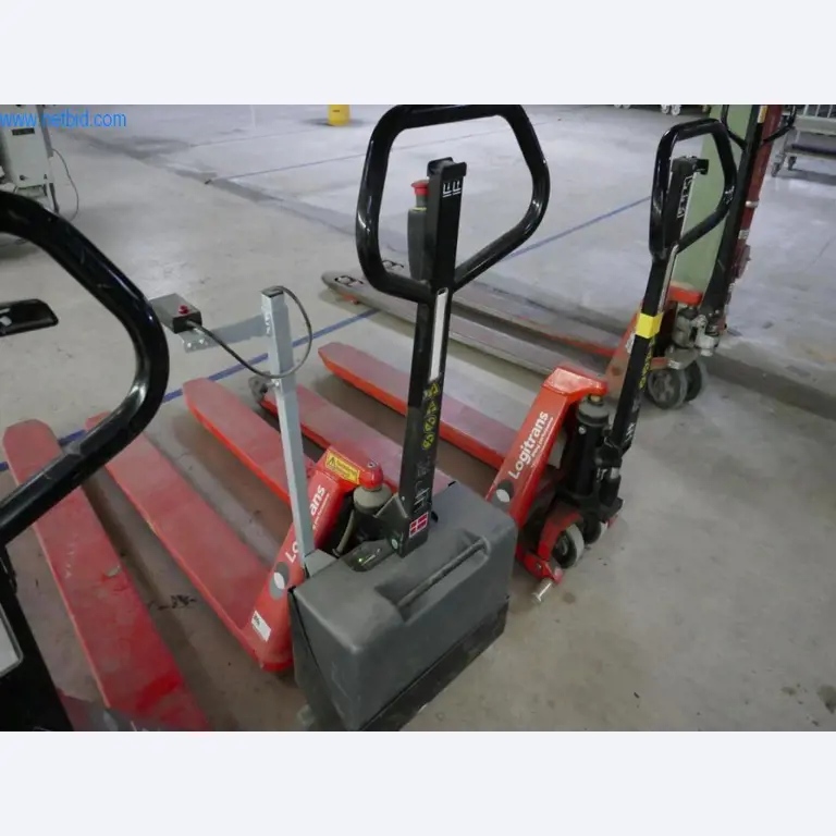 Máquinas para a produção de mobiliário para salas de estar-3