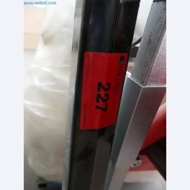 Maschinen zur Herstellung von Wohnraummöbeln-3