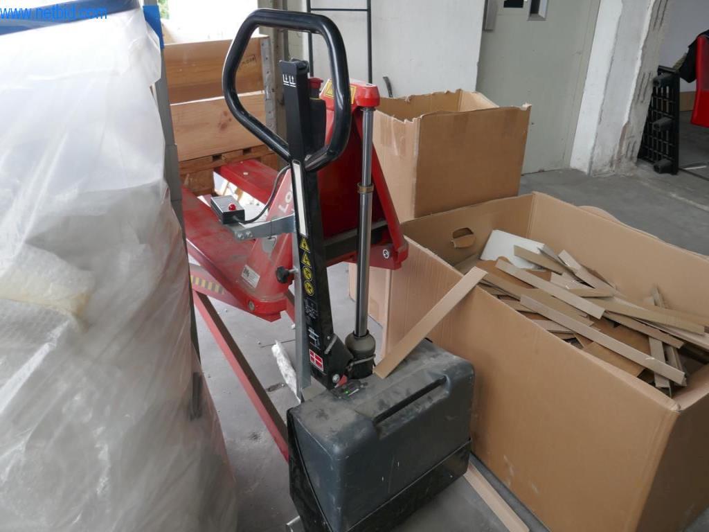 Máquinas para a produção de mobiliário para salas de estar-5