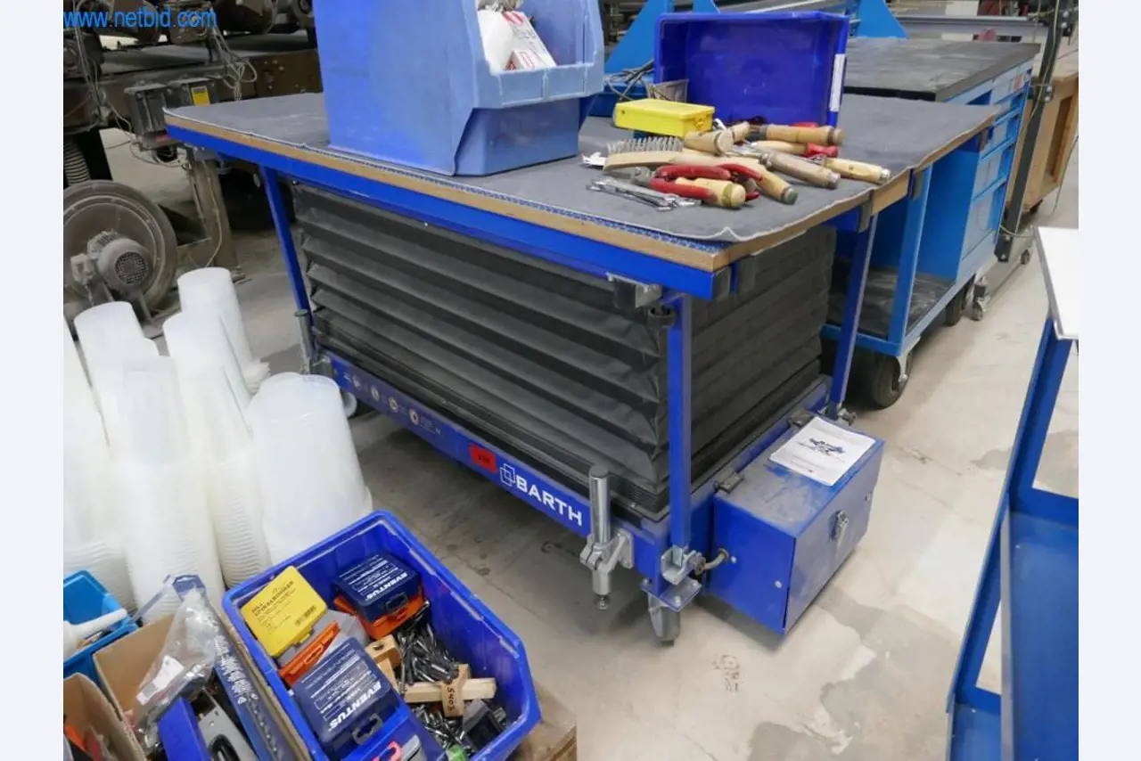 Máquinas para a produção de mobiliário para salas de estar-1