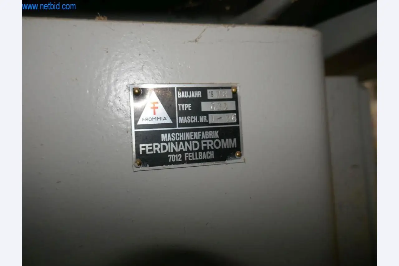 Stroji za proizvodnjo pohištva za dnevne sobe-5