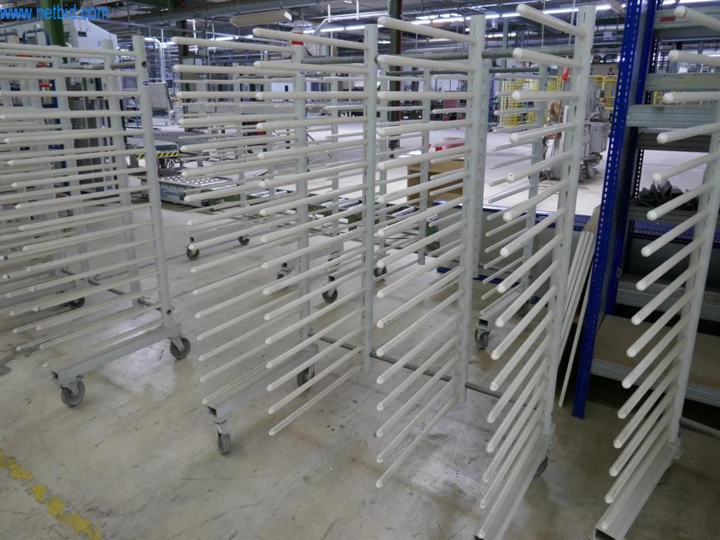 Máquinas para a produção de mobiliário para salas de estar-2