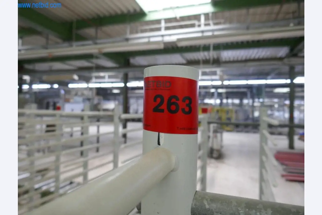 Máquinas para a produção de mobiliário para salas de estar-3