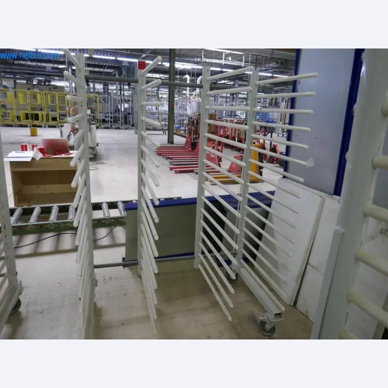 Maschinen zur Herstellung von Wohnraummöbeln-3