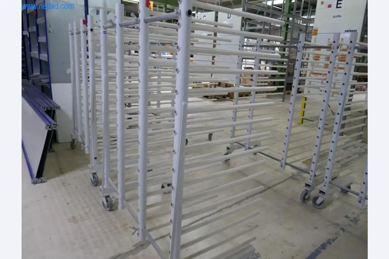 Máquinas para a produção de mobiliário para salas de estar-3