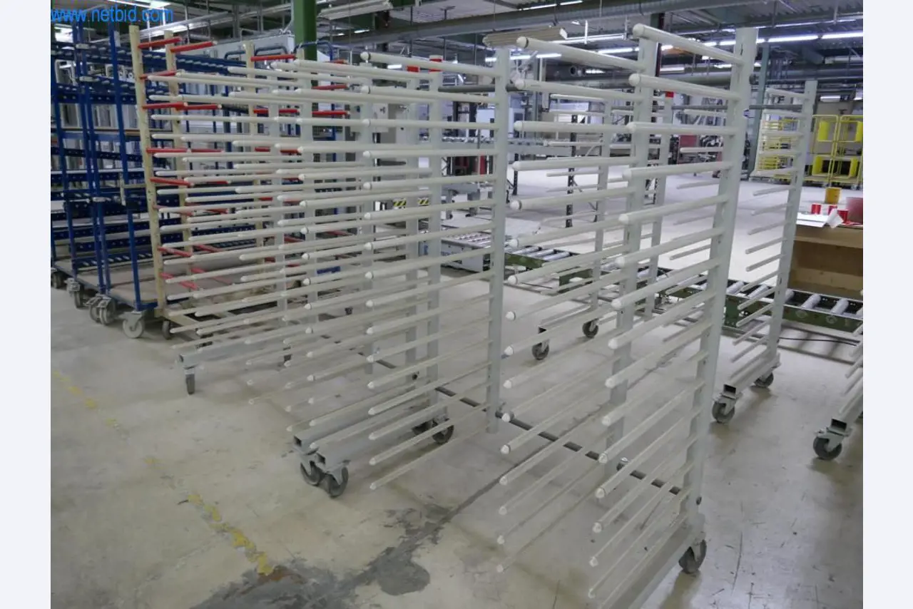 Máquinas para a produção de mobiliário para salas de estar-3