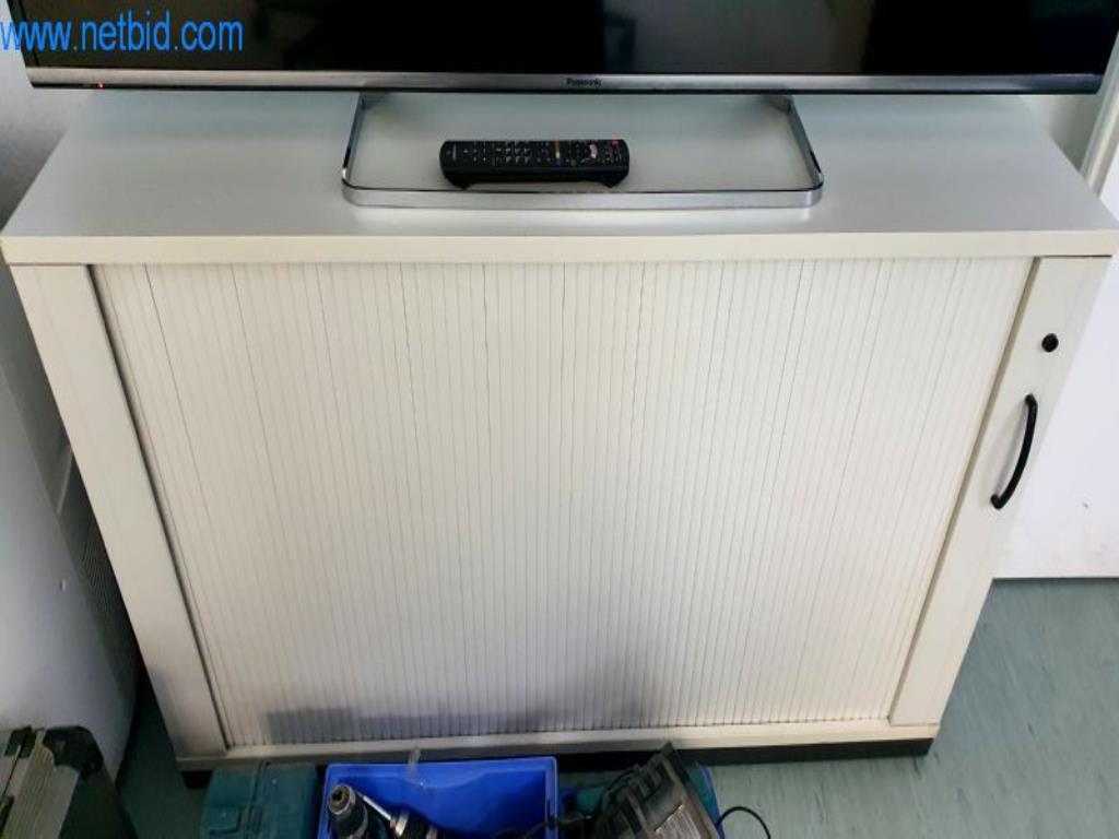 Stroje na výrobu obývacího nábytku-3