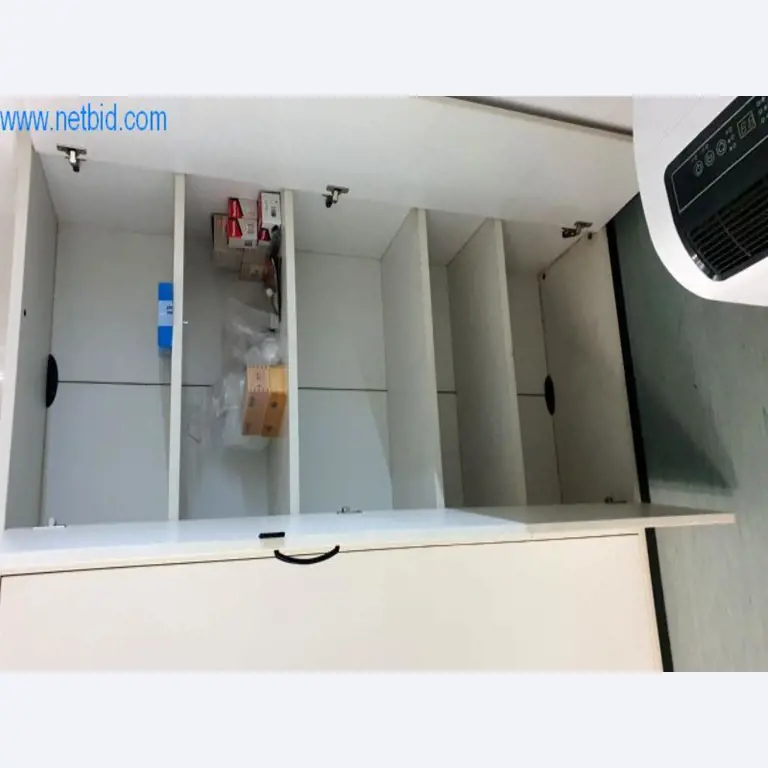 Stroje na výrobu obývacího nábytku-5