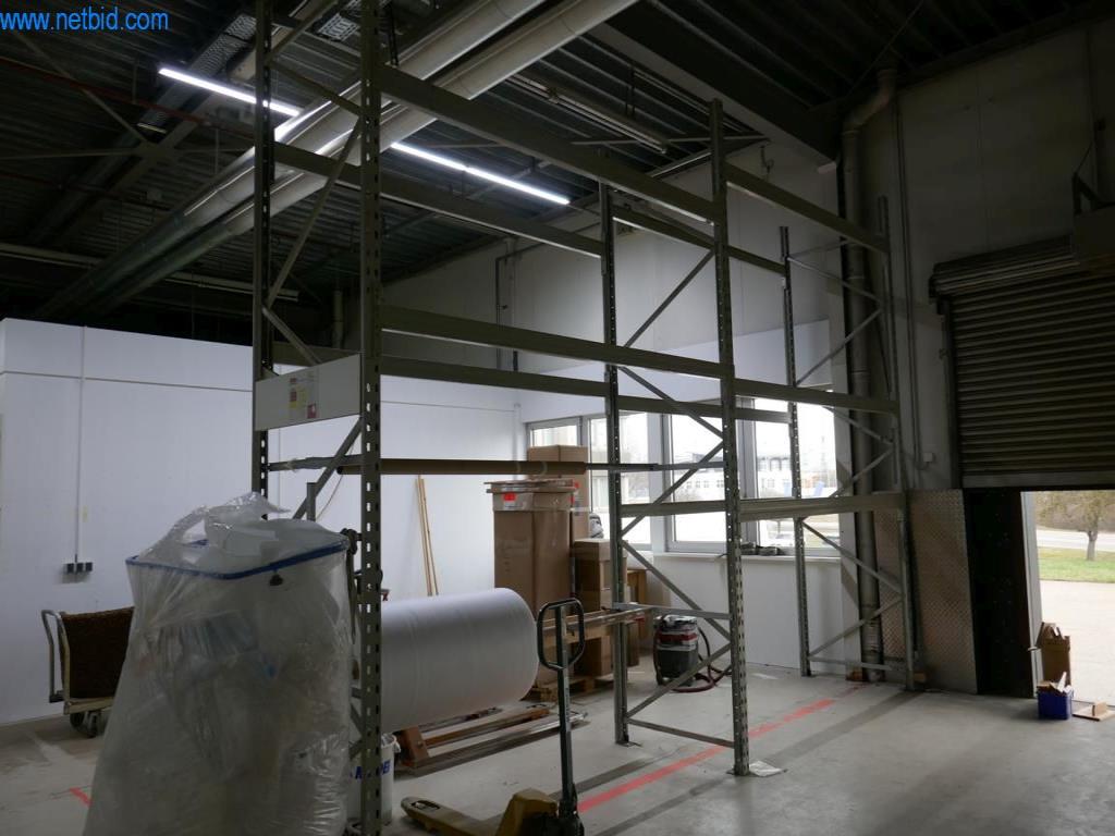 Stroje na výrobu obývacího nábytku-3