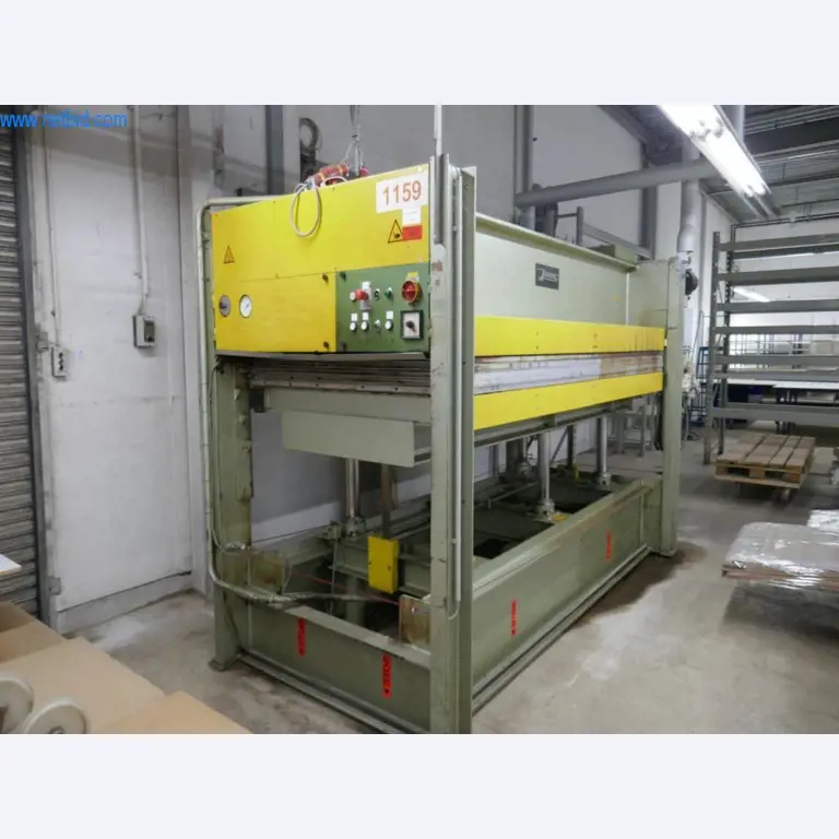 Machines voor de productie van woonkamermeubels-2