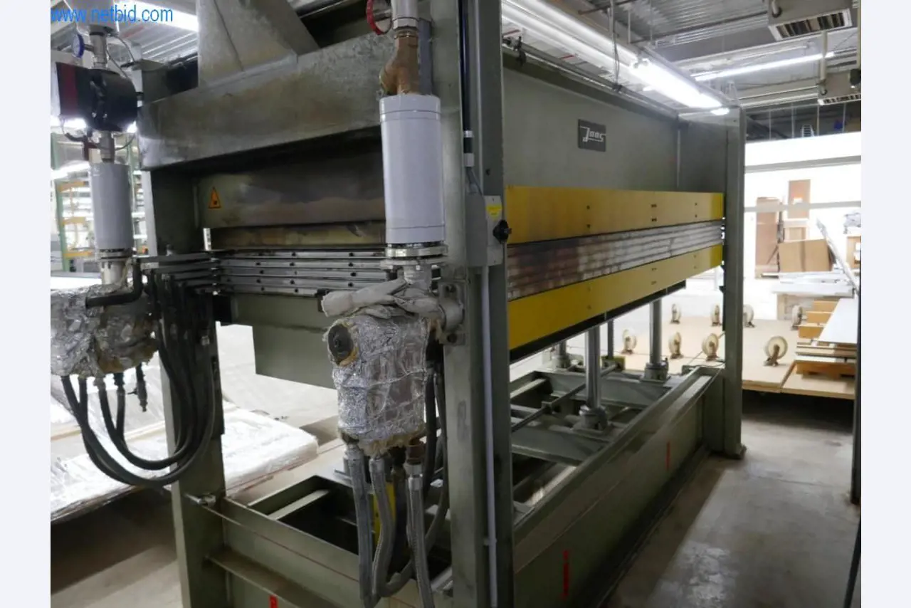 Machines voor de productie van woonkamermeubels-4