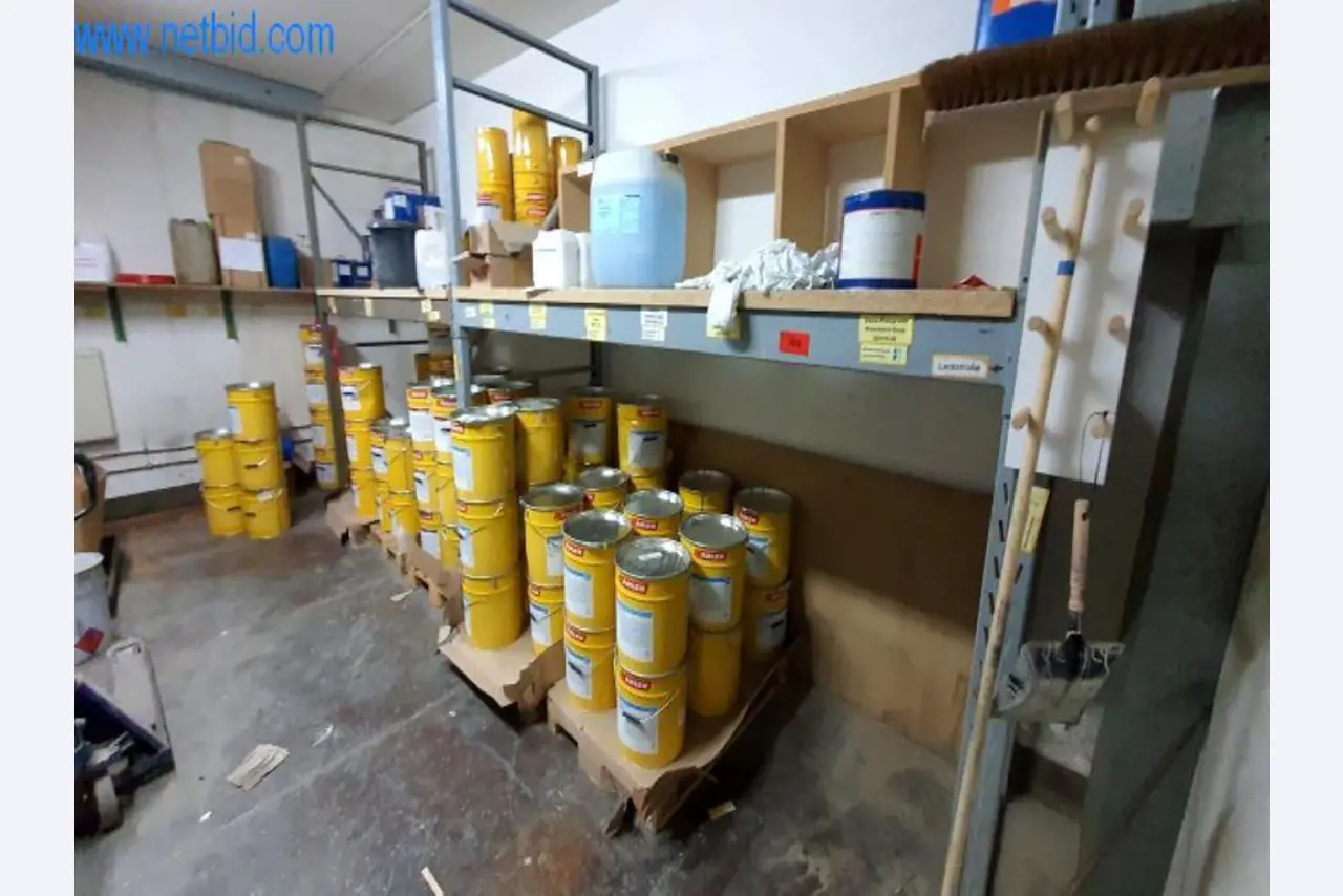 Machines voor de productie van woonkamermeubels-1